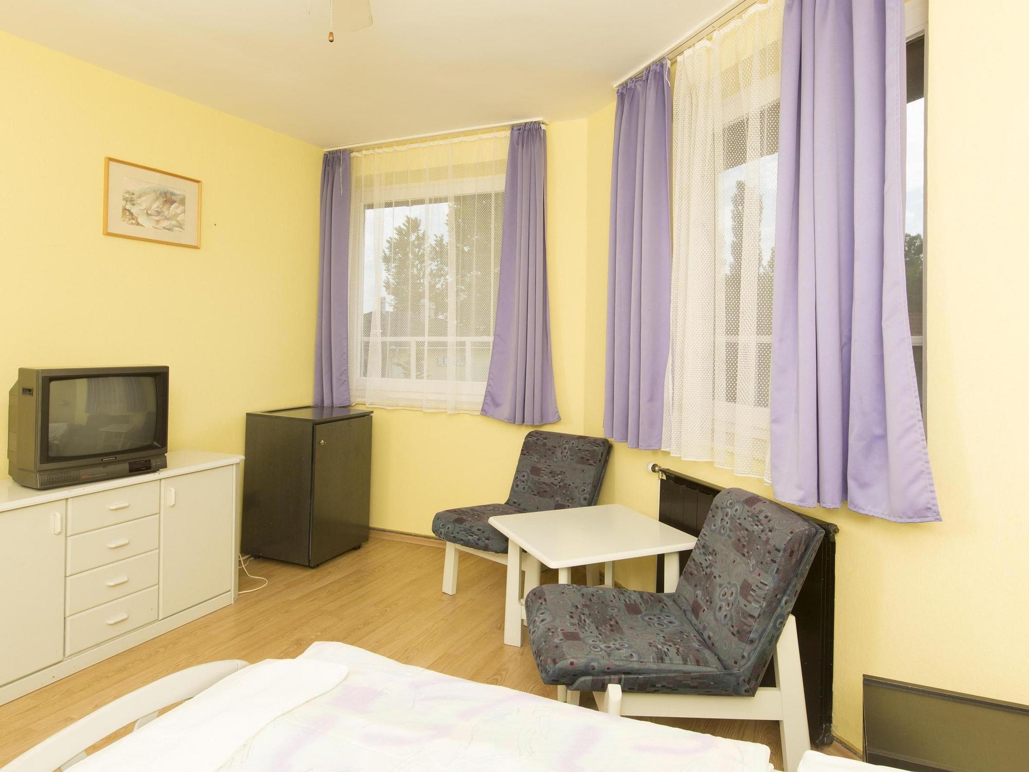 Hotel Francoise Balatonlelle Εξωτερικό φωτογραφία