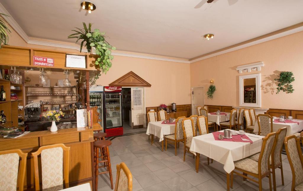 Hotel Francoise Balatonlelle Εξωτερικό φωτογραφία