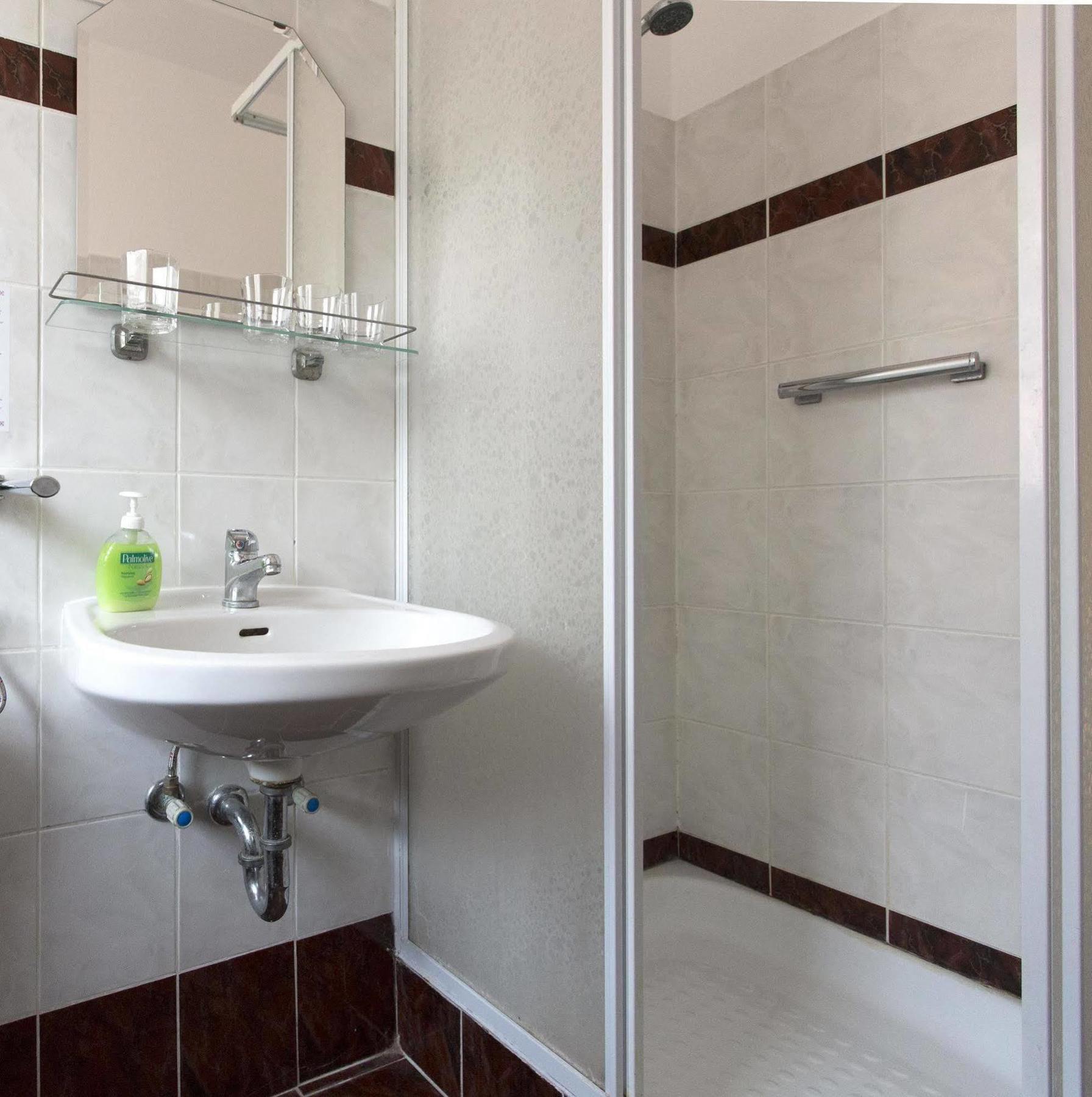 Hotel Francoise Balatonlelle Εξωτερικό φωτογραφία